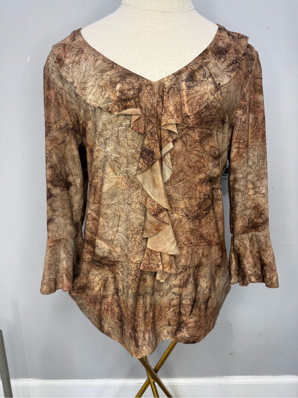 dressbarn Brown Ruffle V-Neck Floral Blouse